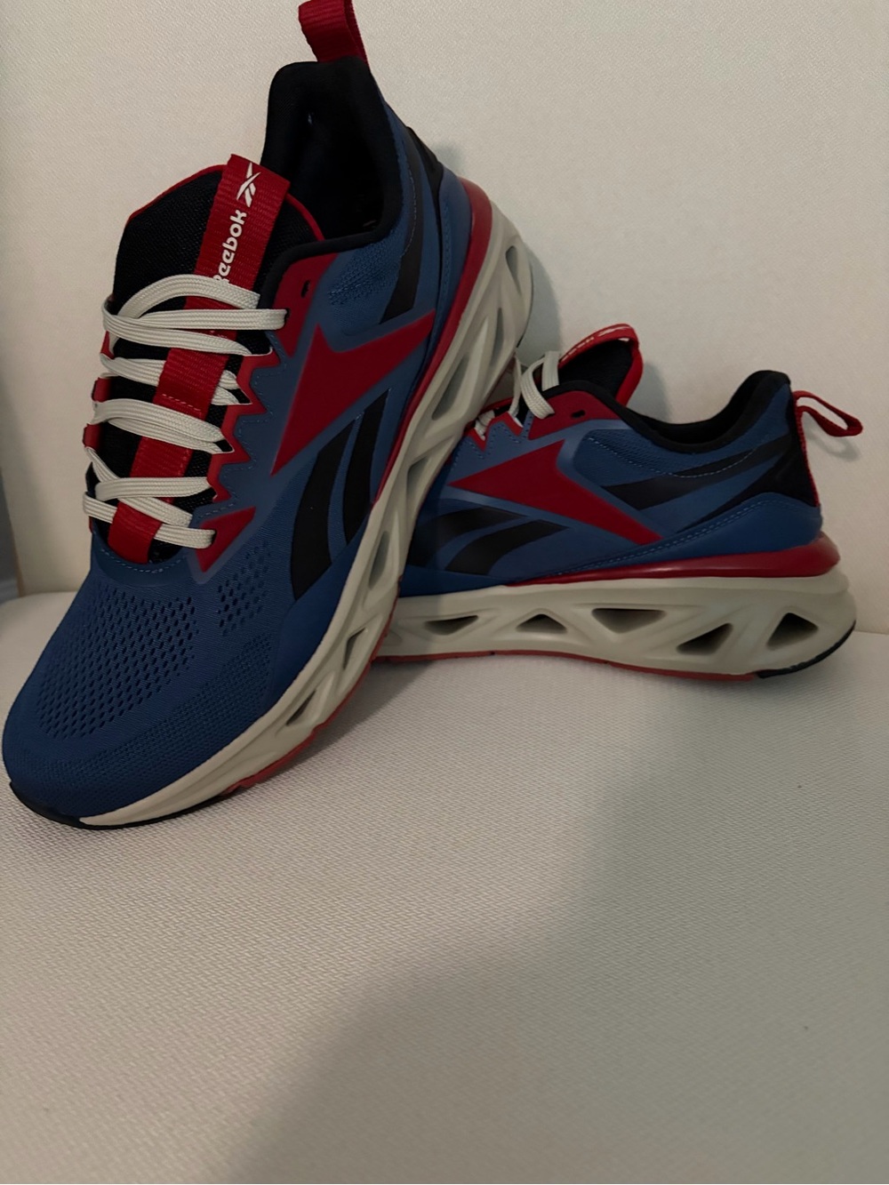New Reebok Men's Run - Picture 9 of 12